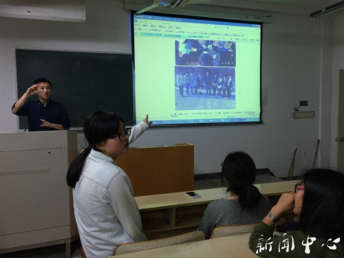 伟德bv国际体育开展新闻中心评稿交流会