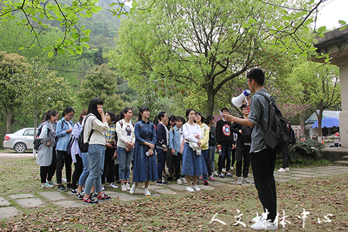 伟德bv国际体育学生骨干开展文化考察活动