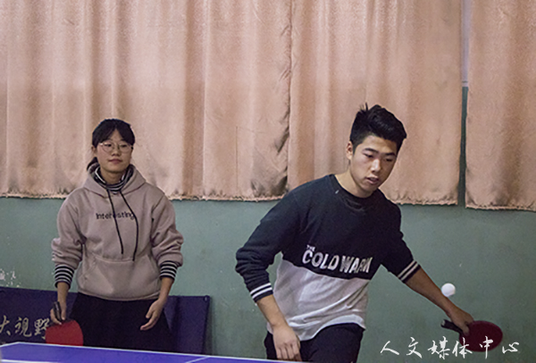 小球转动青春  拼搏成就辉煌 乒乓球联赛(临海校区)伟德bv国际体育获得亚军