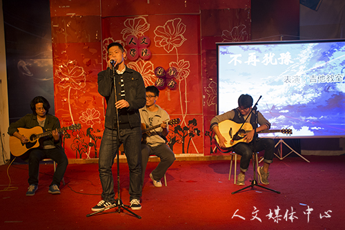 以心迎新 筑梦人文 伟德bv国际体育举办迎新晚会