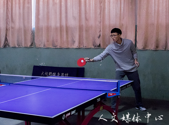 小球转动青春  拼搏成就辉煌 乒乓球联赛(临海校区)伟德bv国际体育获得亚军