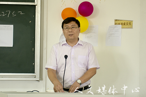 力学笃行 修文健体 伟德bv国际体育新生文体节拉开序幕